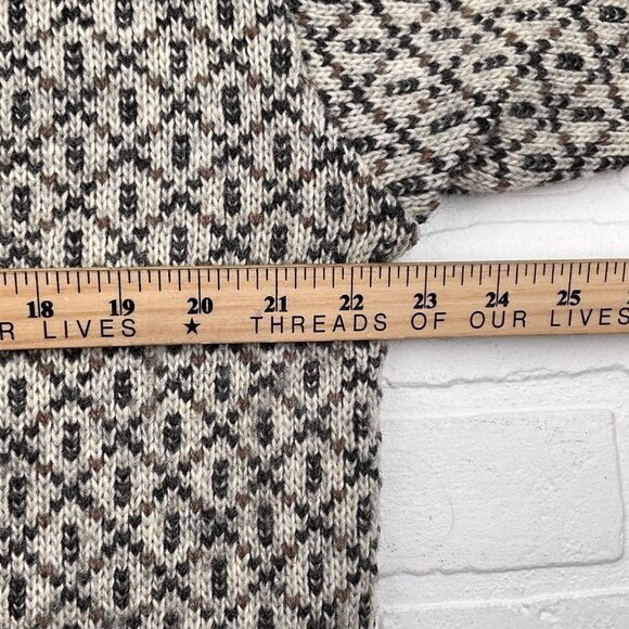 LL Bean Cardigan Women Large Beige Gray Diamond Metal Clasp Wool Norway Sweater - Picture 8 of 13